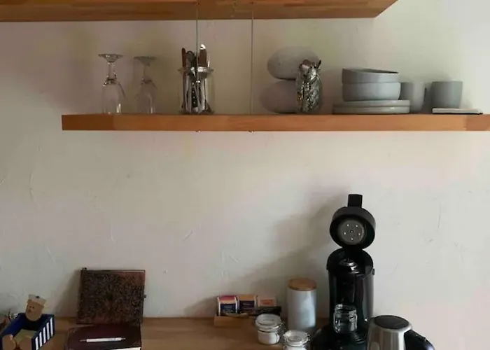 Souterrain Appartment, Eigene Dusche U Wc