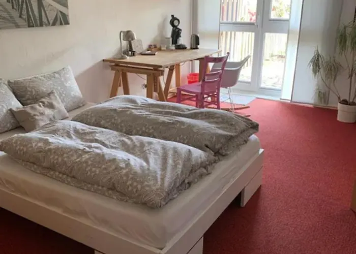 Souterrain Appartment, Eigene Dusche U Wc